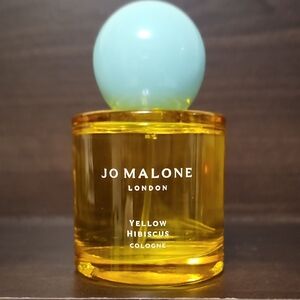 Jo Malone Yellow Hibiscus with Light Blue Cap